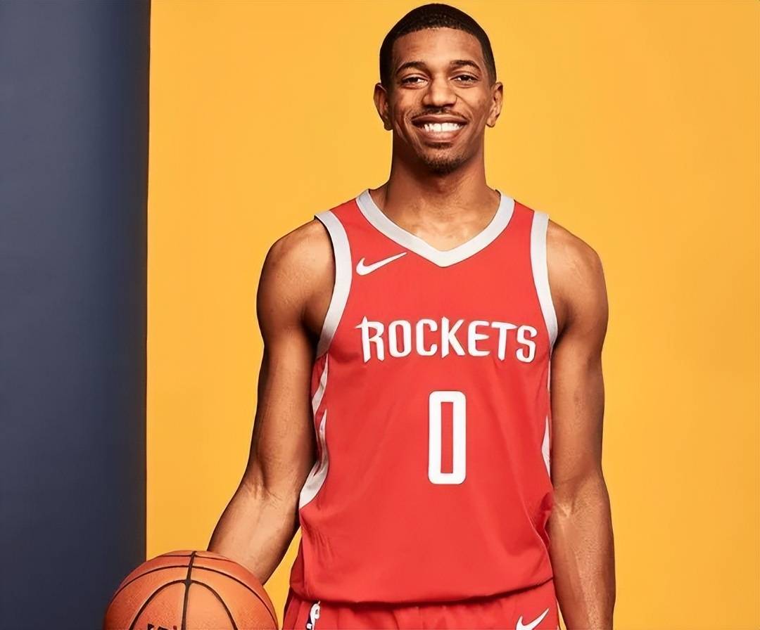 赛前突围战来临;华盛顿奇才围绕意大利杯官宣签约;目标明确;官宣口径保持一致的简单介绍 赛前突围战来临;华盛顿奇才围绕意大利杯官宣签约;目标明确;官宣口径保持一致的简单介绍