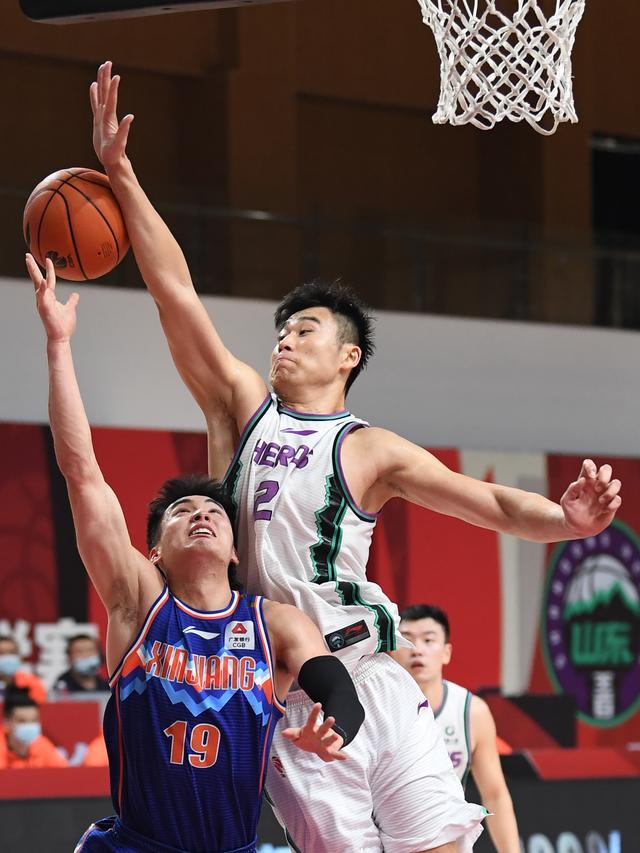 掀翻西甲6冠王迎2连胜 掀翻西甲6冠王迎2连胜