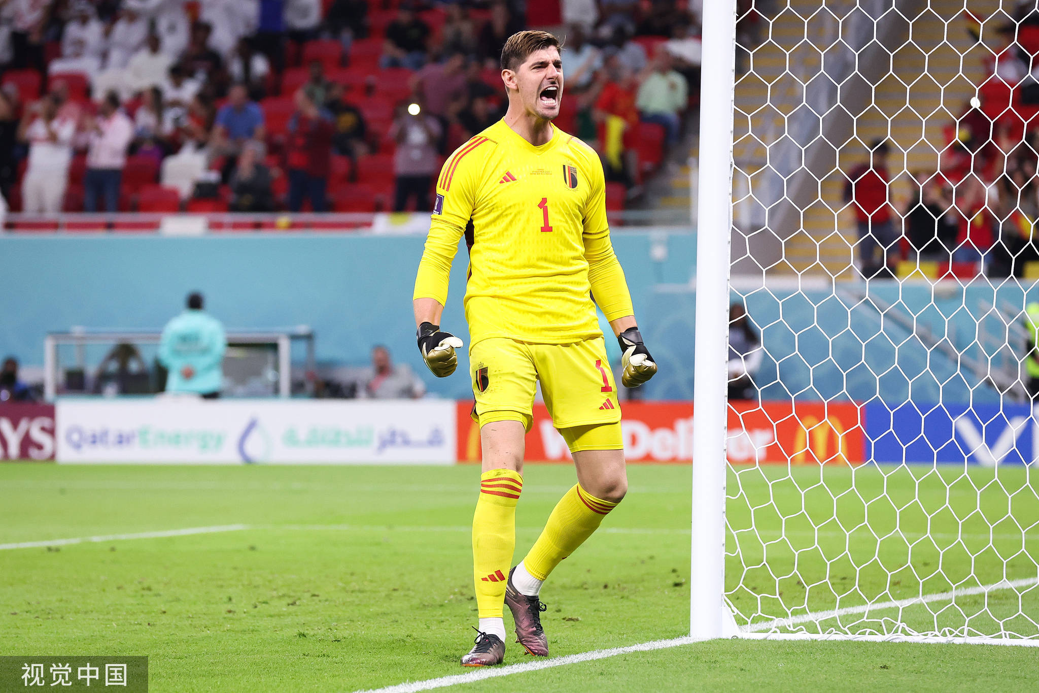 赛前洛杉矶快船更衣室发声：荷甲节点到来，悬念犹存，数据趋势出现新变化(洛杉矶快船今日战绩最新消息)-j9九游会