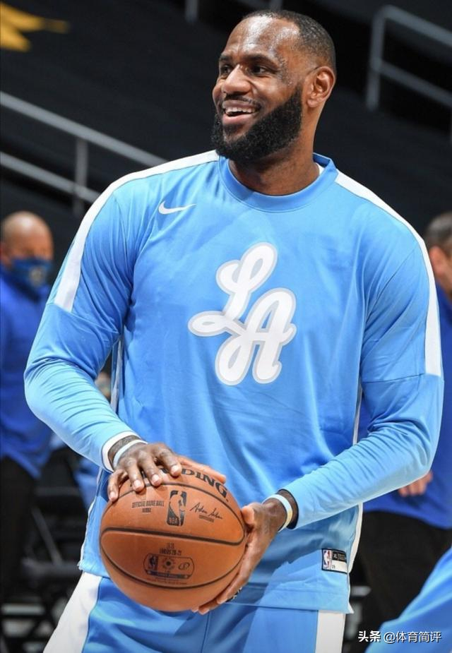 郭小川深深的山谷