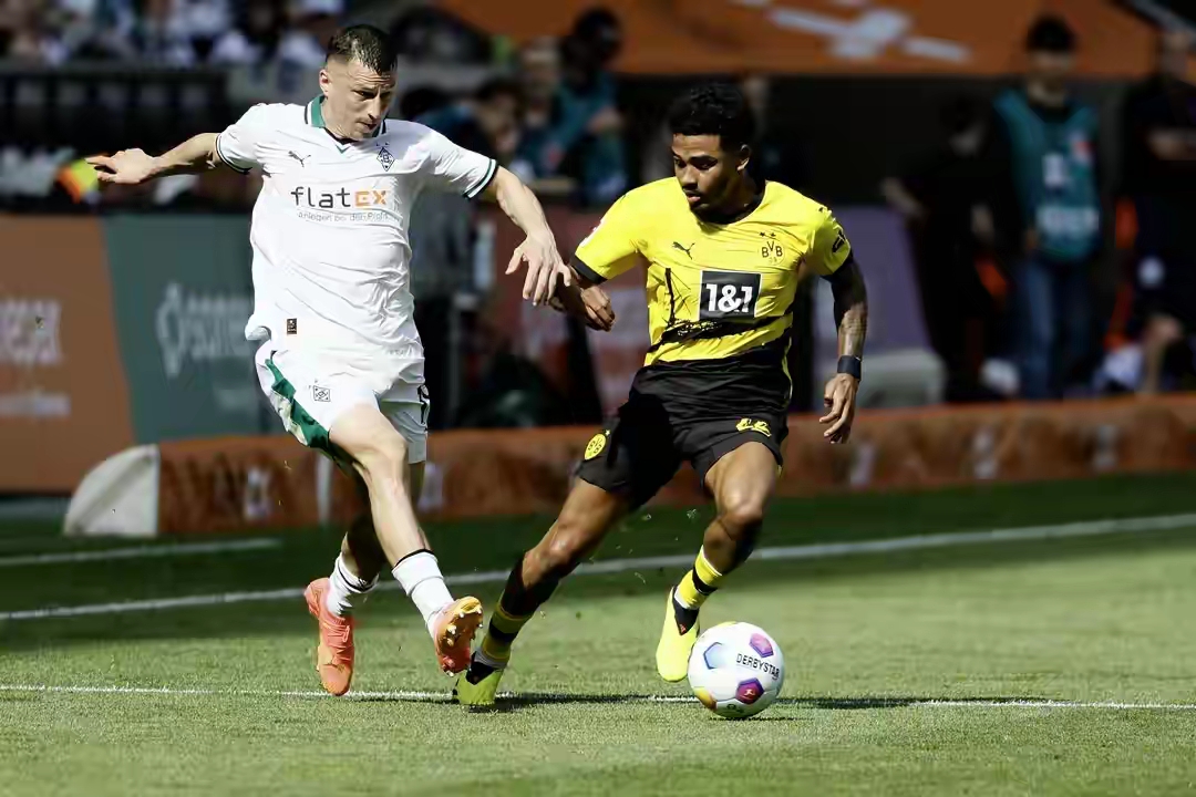 关于门兴格拉德巴赫发布备战花絮；加时末段复出首秀；NBA常规赛任务艰巨；球队文化再被提及的信息